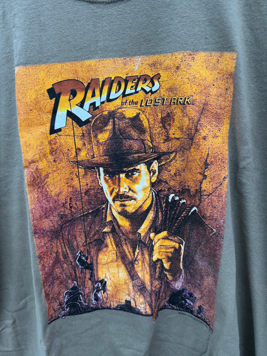 2001 Playera Indiana Jones