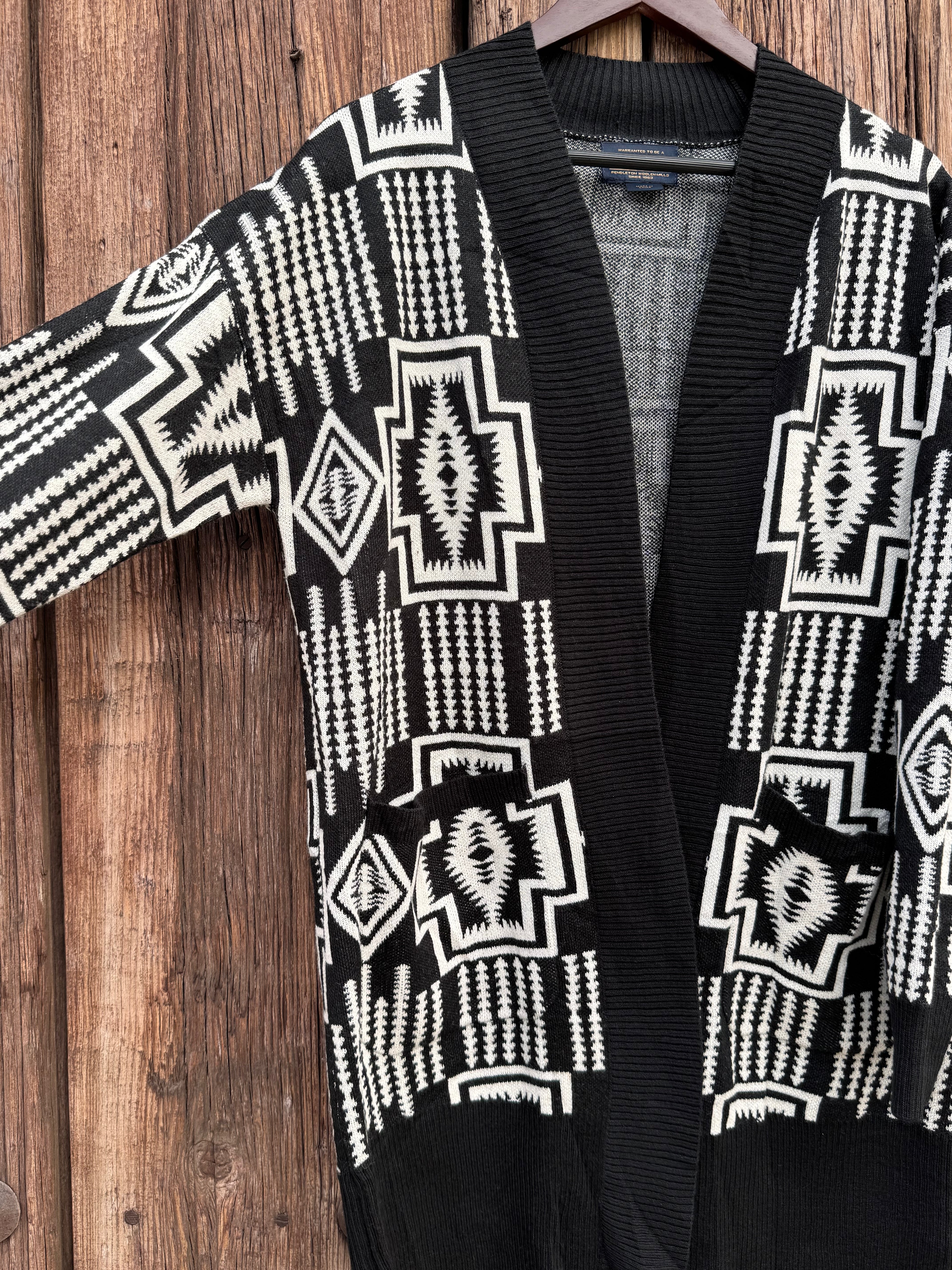 Sueter Cardigan Pendleton Nativo Americano